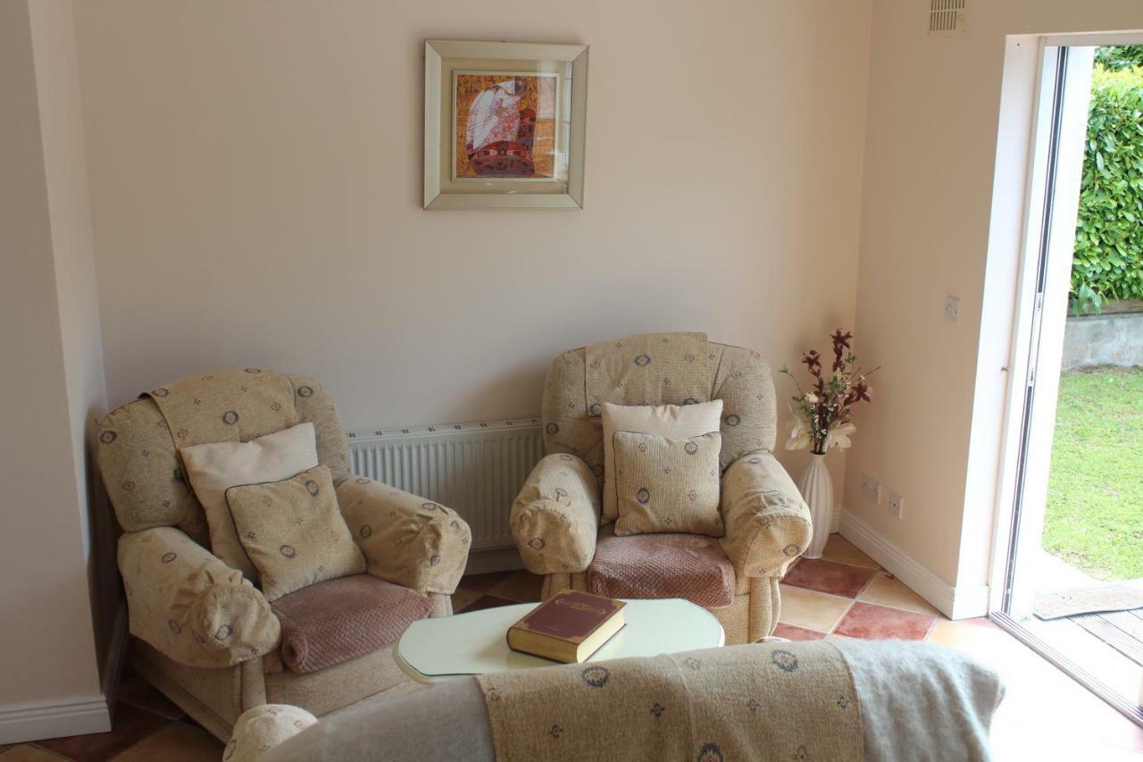 Вилла 5 Mins Walk To Carrick - Sleeps 12 - Off Road Parking - Modern House Экстерьер фото